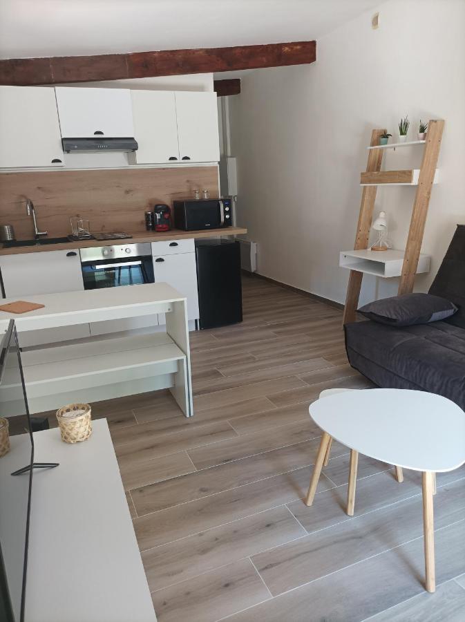 Studio Meuble Climatise Avec Terrasse Draguignan Luaran gambar